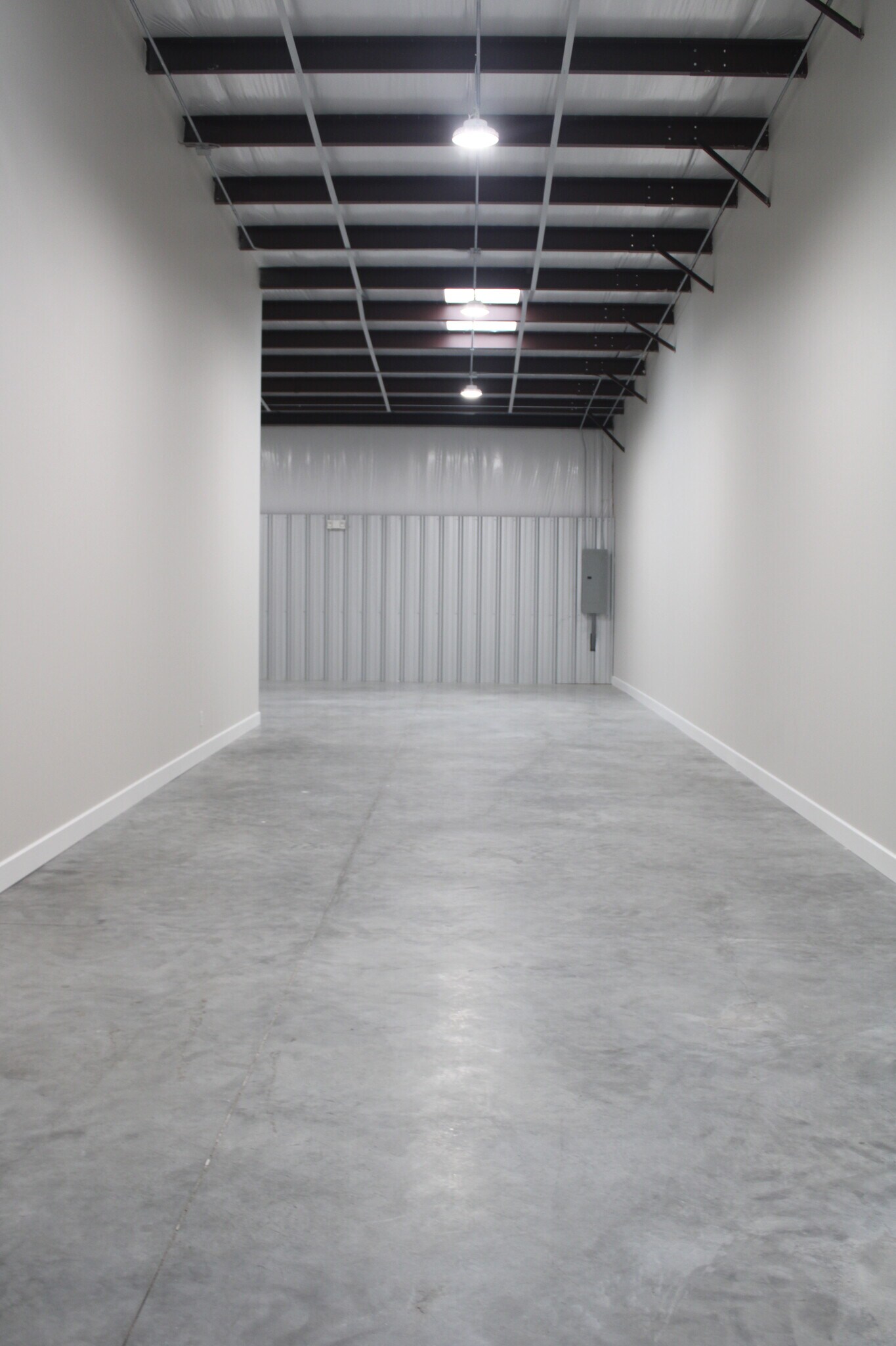 21631 Rhodes Rd, Spring, TX 77388 - Rhodes Meadow Business Park | LoopNet