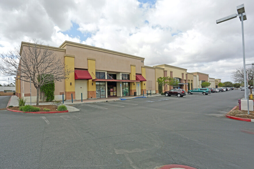 2701-2897 W Florida Ave, Hemet, CA for lease - Building Photo - Image 2 of 11