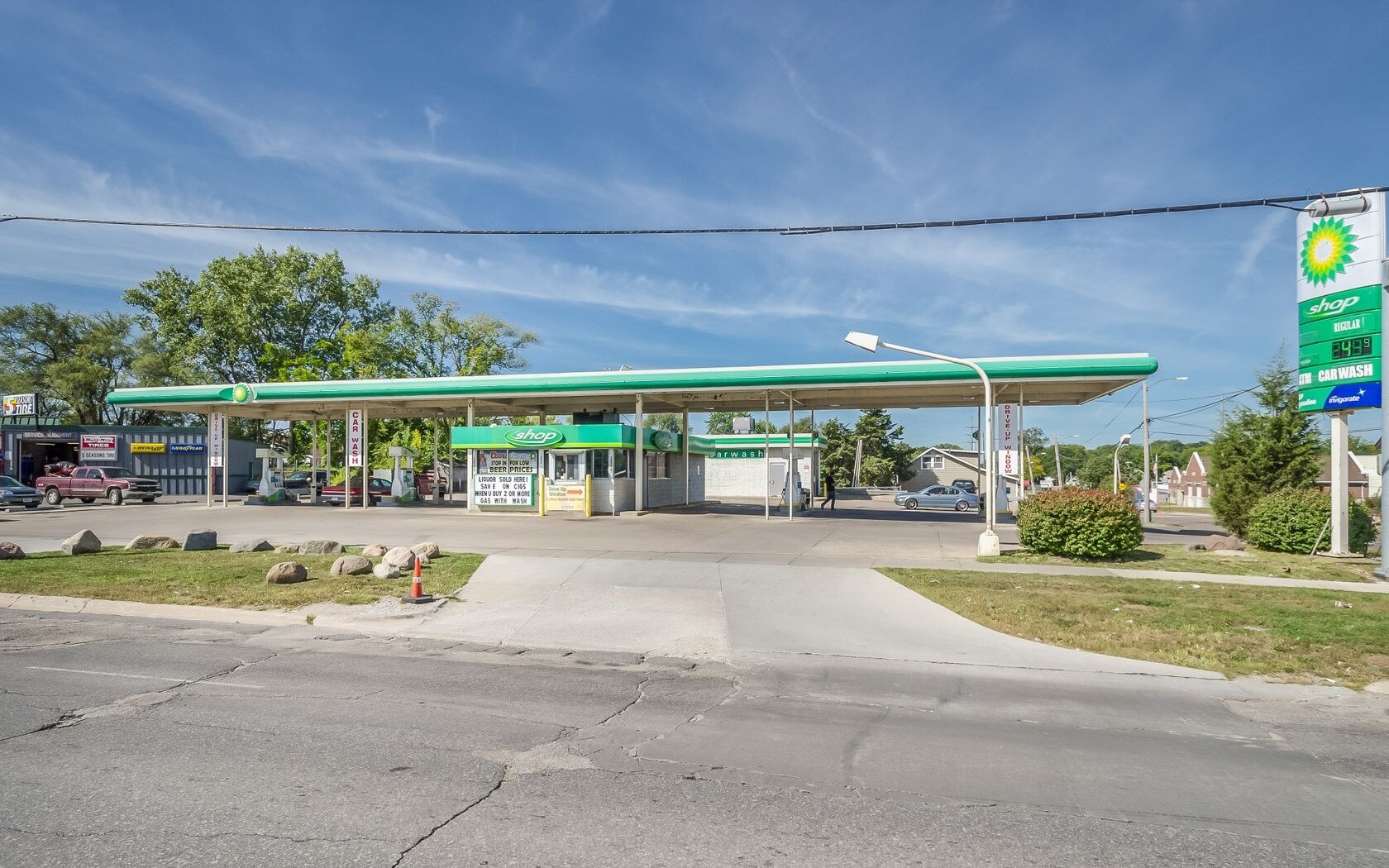 2824 1st Ave NE, Cedar Rapids, IA for sale Building Photo- Image 1 of 1