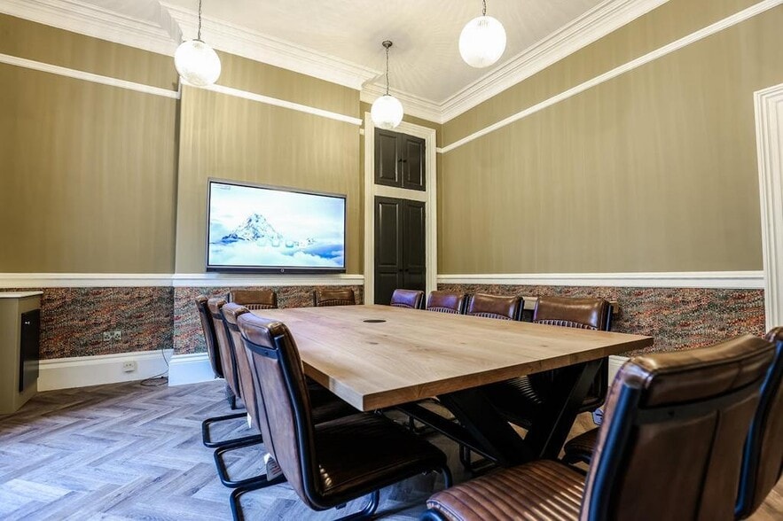 First Ave, Newcastle Under Lyme for lease - Building Photo - Image 3 of 10