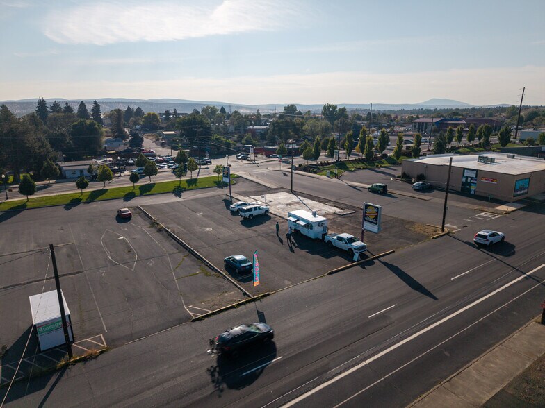 36 SW I St, Madras, OR for lease - Aerial - Image 3 of 7