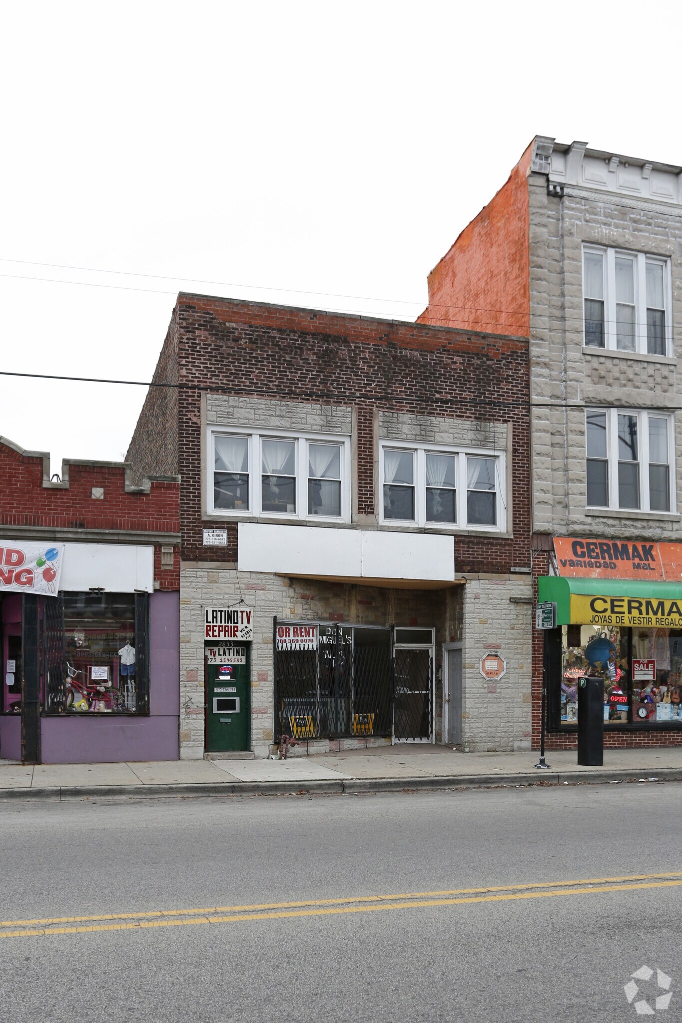 2853 Cermak Rd W, Chicago, IL for sale Primary Photo- Image 1 of 1