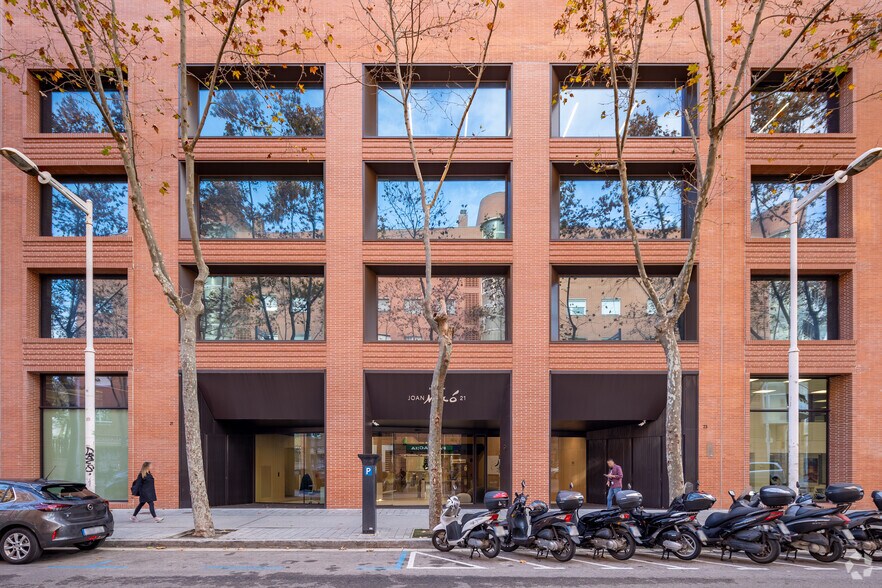 Carrer de Joan Miró, 21, Barcelona, Barcelona for lease - Building Photo - Image 3 of 15