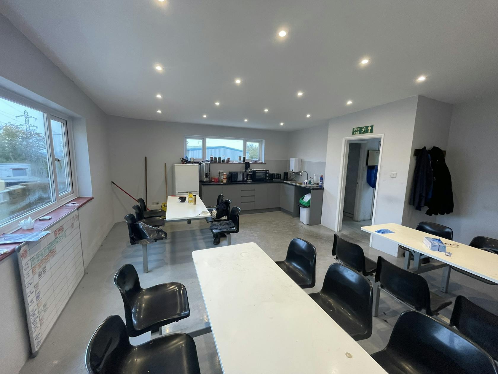 14 Ivyhouse Ln, Hastings for sale Interior Photo- Image 1 of 2