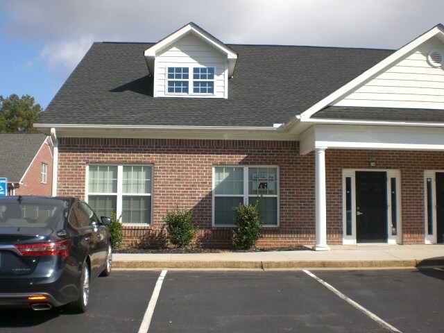 134 Broadbent Way, Anderson, SC for sale - Primary Photo - Image 1 of 1