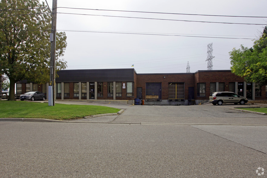 1222 Fewster Dr, Mississauga, ON for lease - Building Photo - Image 3 of 6