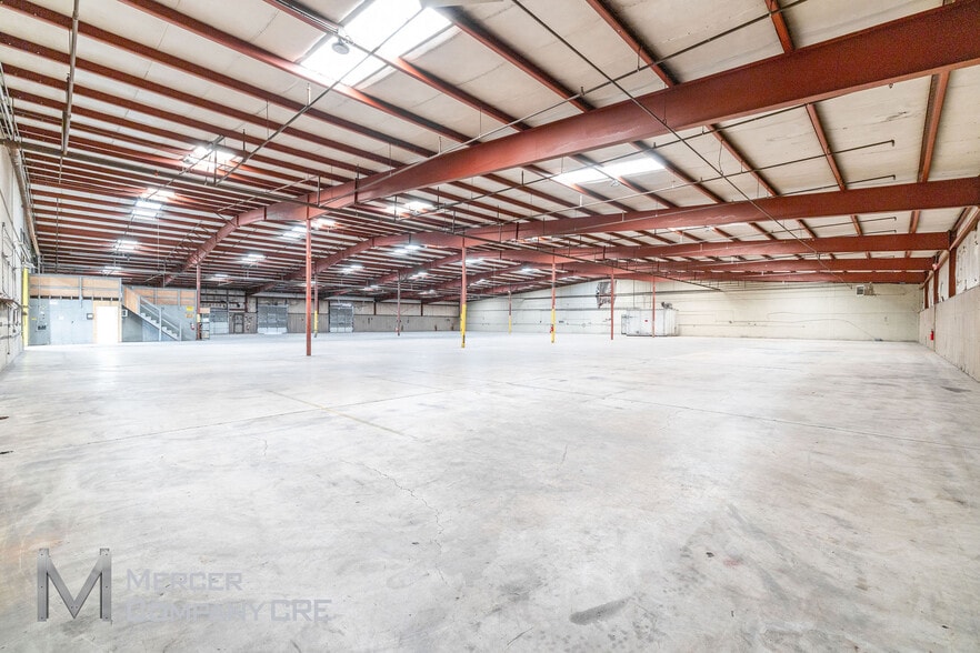 6501 S I 35 Service Rd, Oklahoma City, OK for lease - Interior Photo - Image 2 of 12