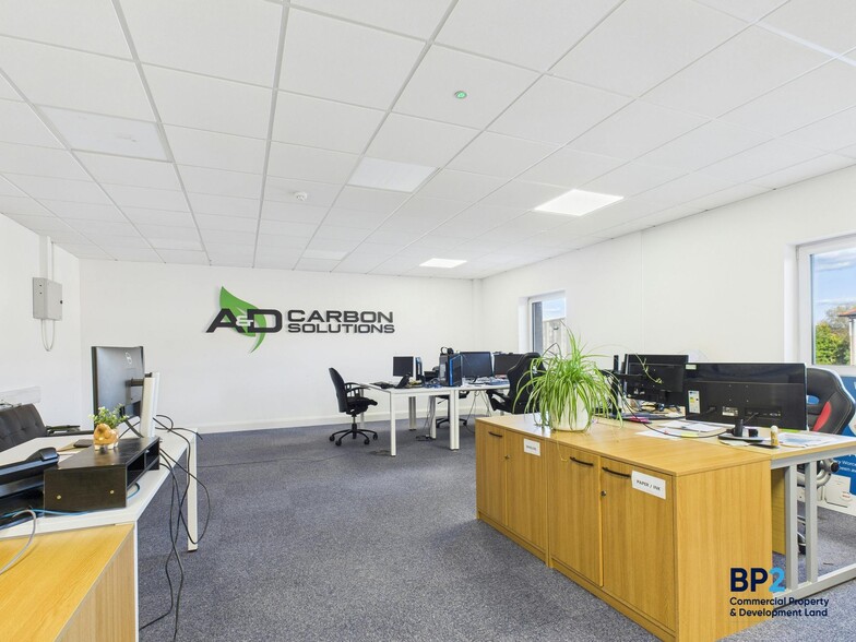 Beaufort Rd, Swansea for sale - Interior Photo - Image 2 of 7