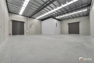 106 Yale Dr, Epping for lease Interior Photo- Image 2 of 6