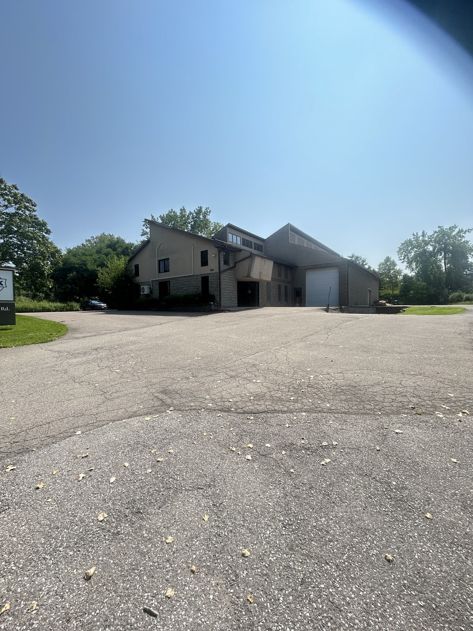 7401 Willowbrook Rd, Victor, NY for lease Building Photo- Image 1 of 1