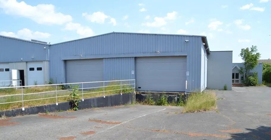 Flex in Blois for sale Building Photo- Image 1 of 12