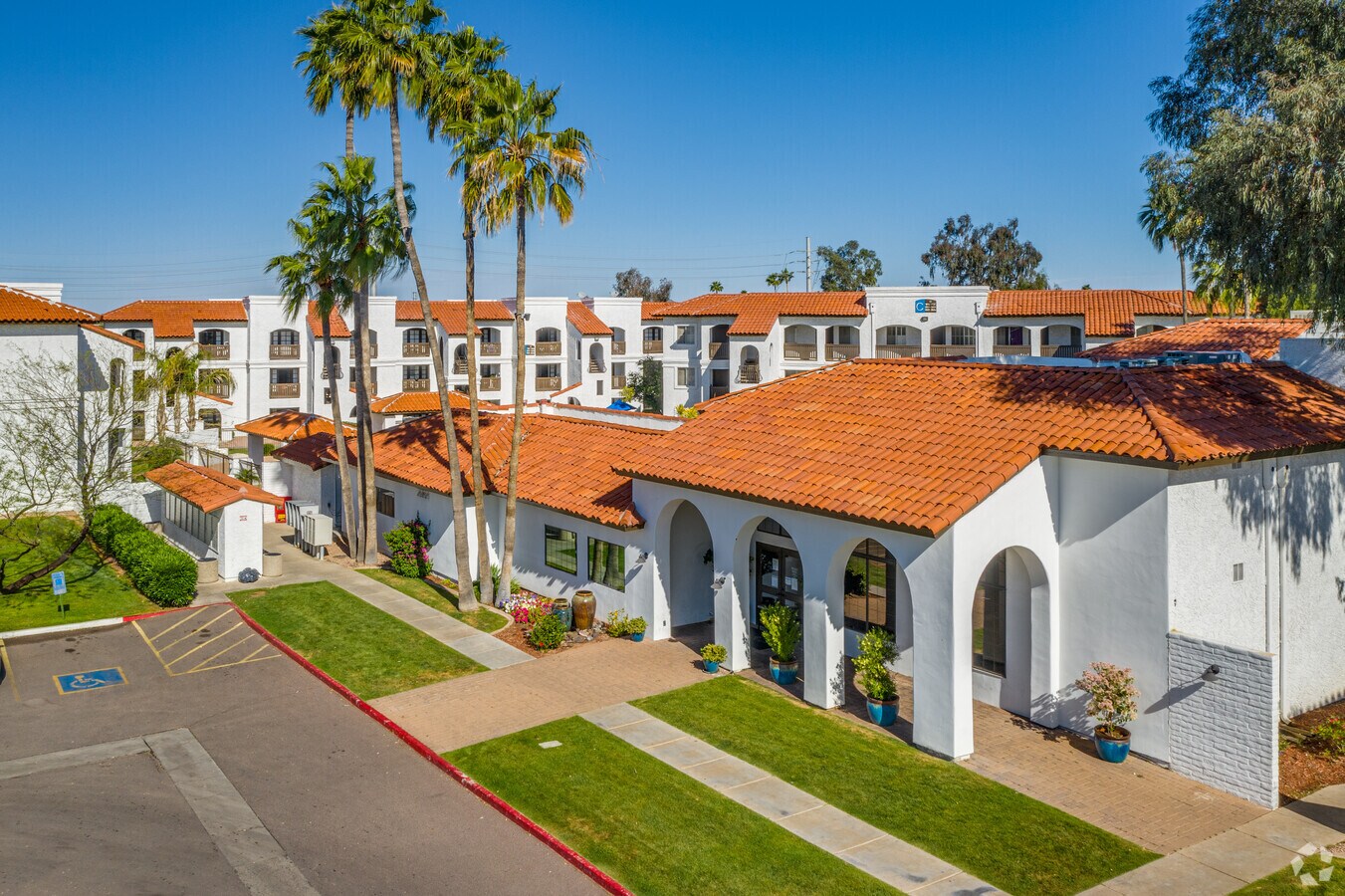 4722 E Bell Rd, Phoenix, AZ 85032