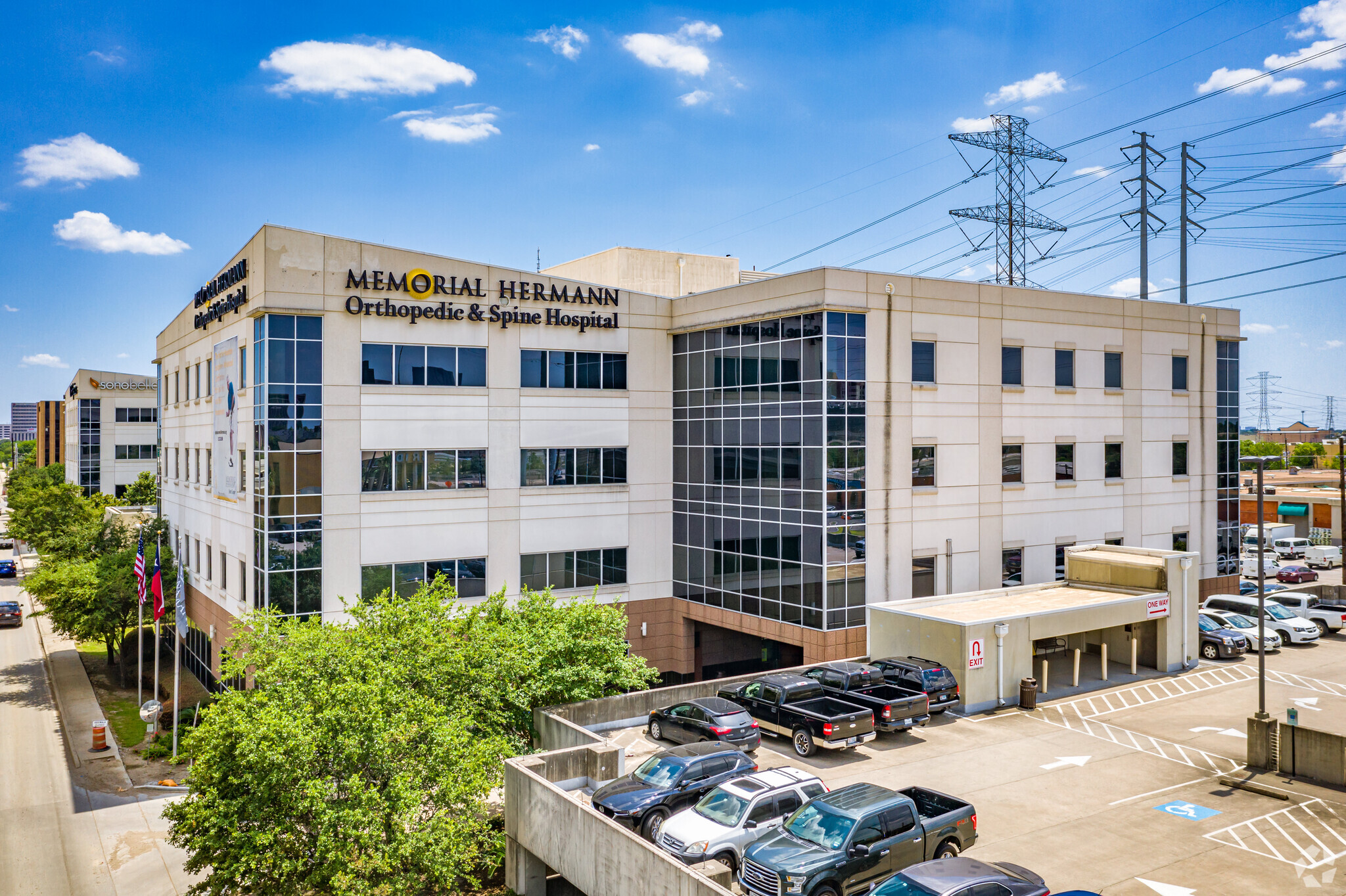 5420 West Loop S, Bellaire, TX for lease Building Photo- Image 1 of 8