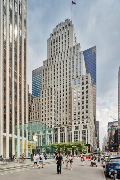 745 Fifth Ave, New York, NY for lease - Building Photo - Image 3 of 8