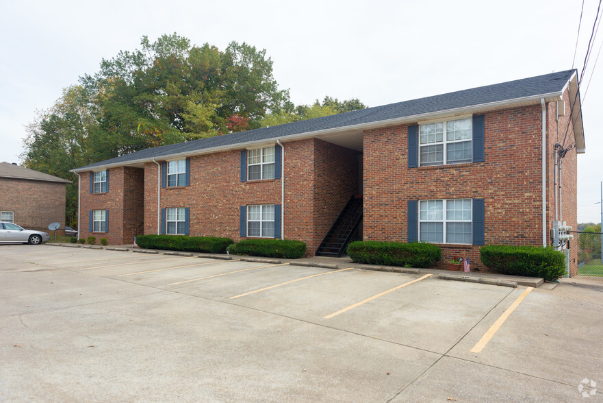 284 Rue Le Mans Dr, Clarksville, TN for sale - Building Photo - Image 3 of 8