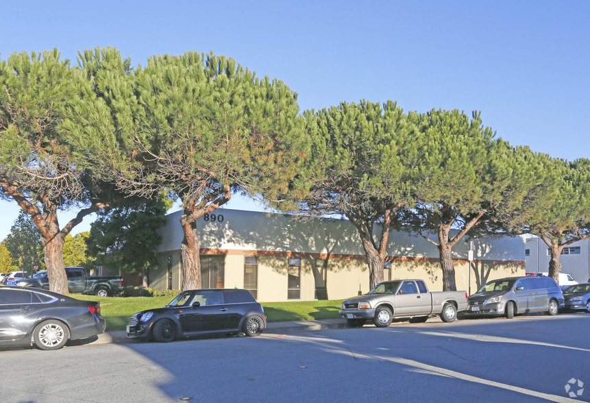 890 Cowan Rd, Burlingame, CA for lease - Building Photo - Image 2 of 6