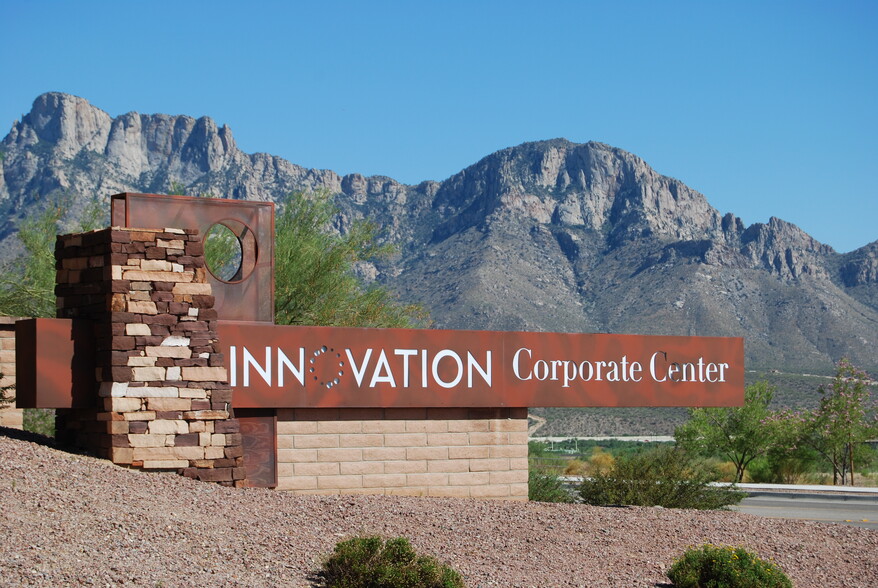 1890 Innovation Park Dr, Oro Valley, AZ for sale - Building Photo - Image 2 of 4