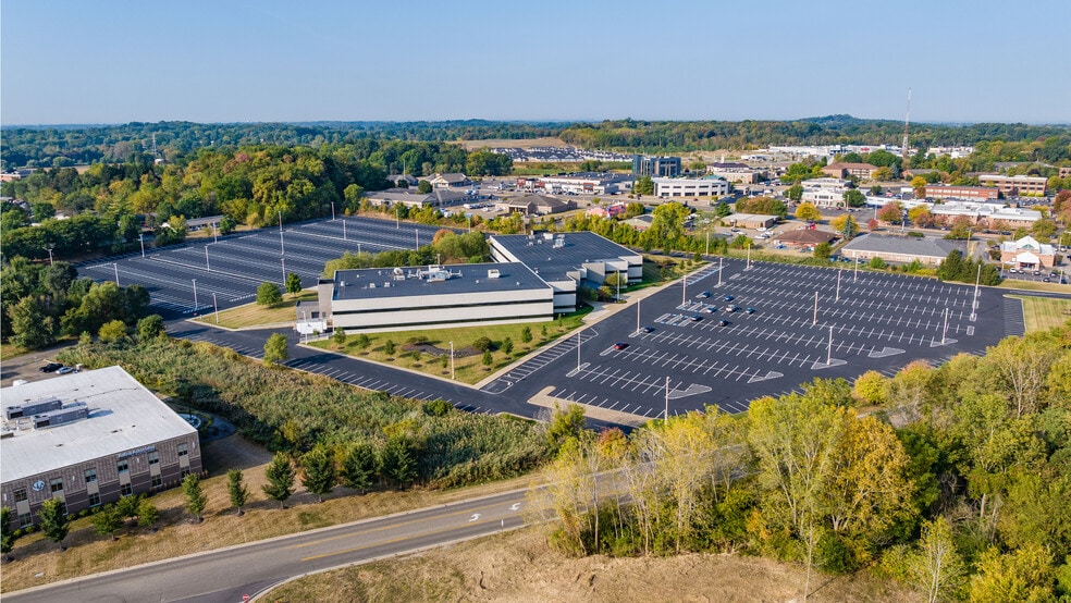 4500 Munson St, Canton, OH for lease - Building Photo - Image 1 of 10