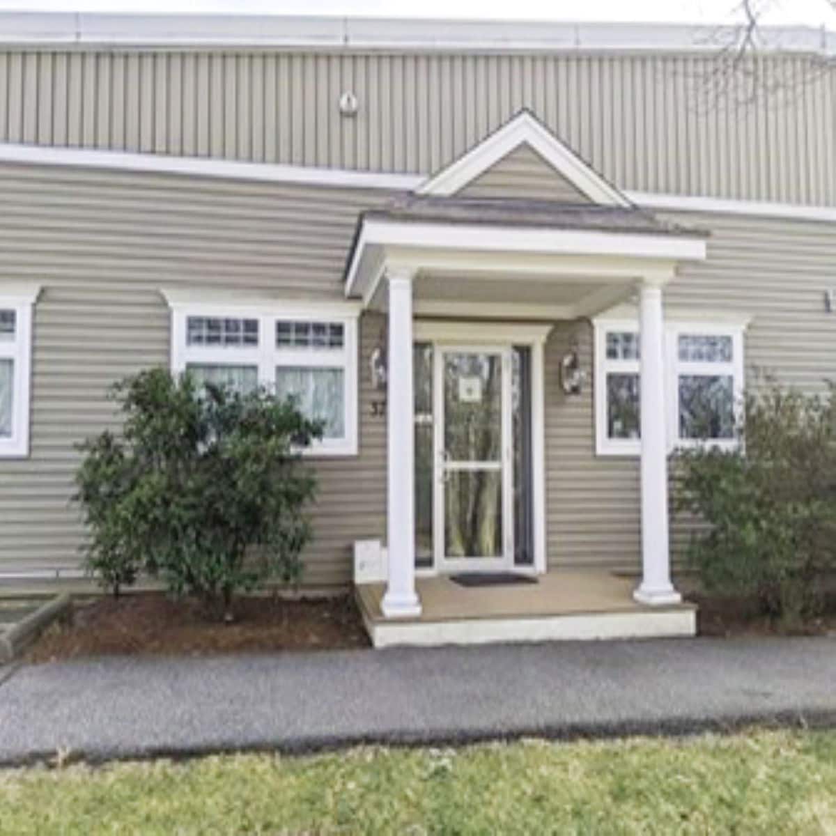 37 Edgerton Dr, Falmouth, MA for sale Building Photo- Image 1 of 8