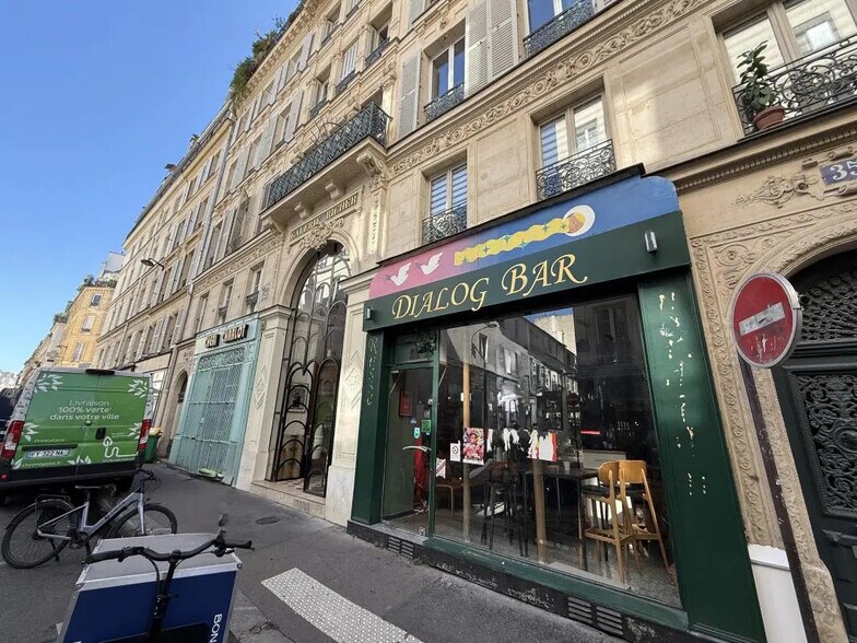 Retail in Paris for lease - Building Photo - Image 2 of 5