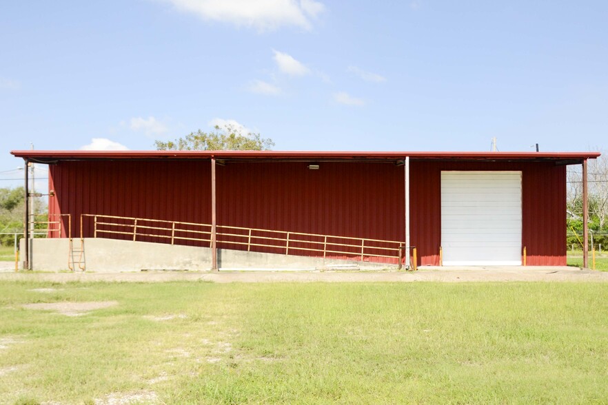 1501 N Port Ave, Corpus Christi, TX for lease - Building Photo - Image 2 of 4