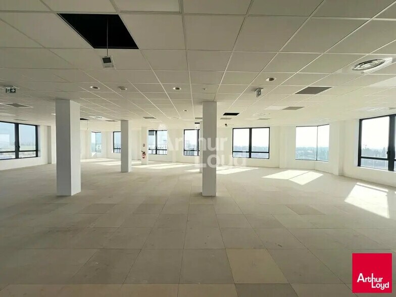 Office in Cesson-Sévigné for lease - Building Photo - Image 3 of 5