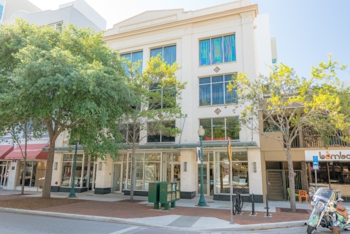 1962 Main St, Sarasota, FL for lease Building Photo- Image 1 of 8