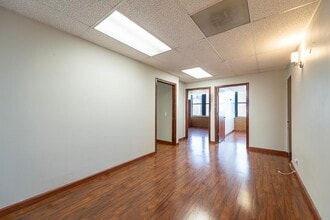 8 S Michigan Ave, Chicago, IL for lease Interior Photo- Image 2 of 7