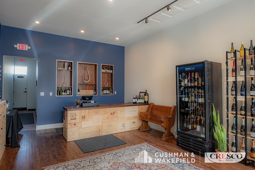 16300-16306 Detroit Ave, Cleveland, OH for lease - Building Photo - Image 3 of 21