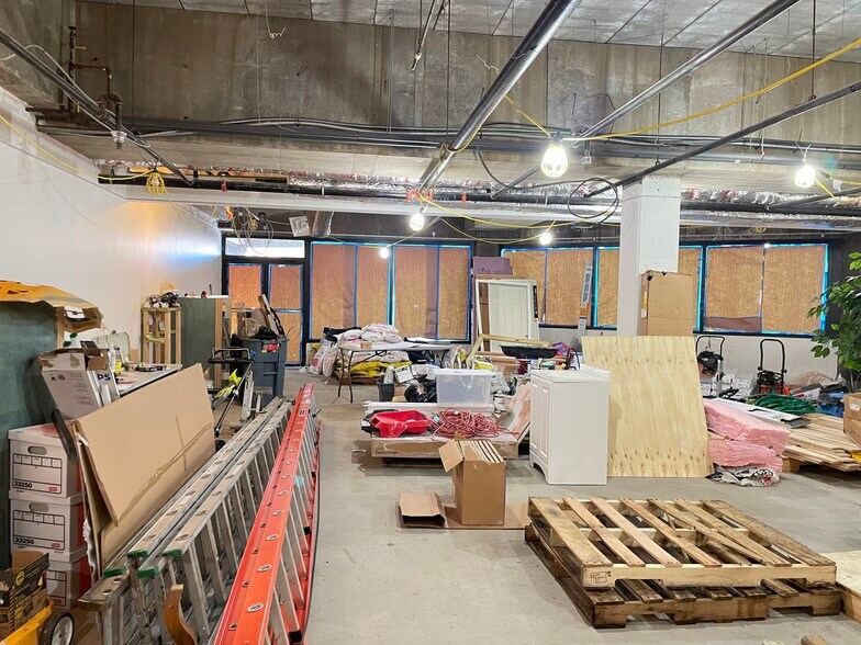 1 Trimont, Pittsburgh, PA 15211 Trimont Condos Suite 1137B