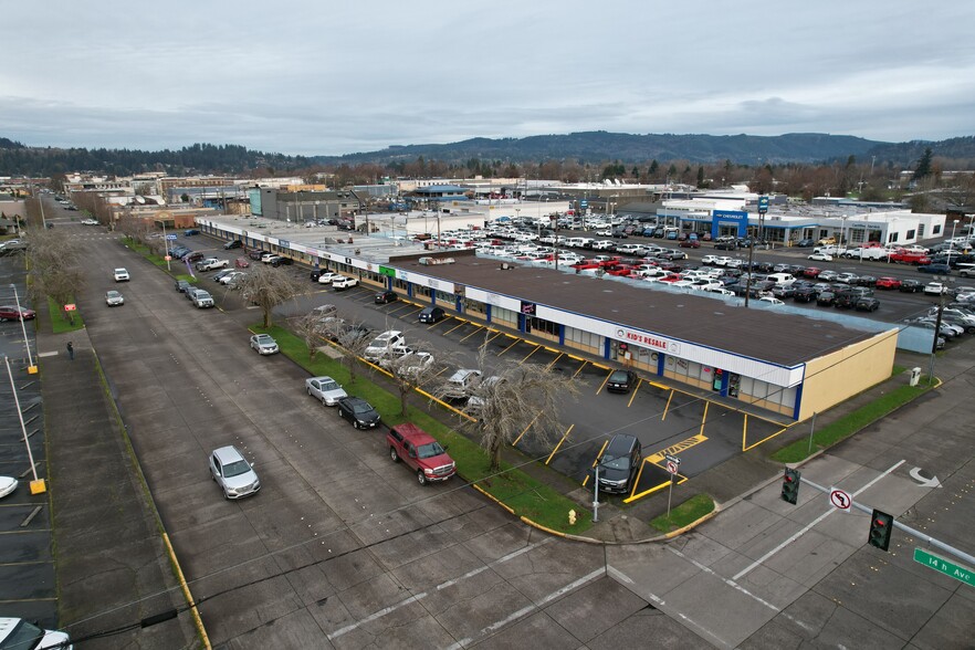 1008-1070 14th Ave, Longview, WA for sale - Building Photo - Image 1 of 9