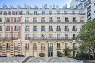 More details for 7 Square Du Roule, Paris - Office for Lease