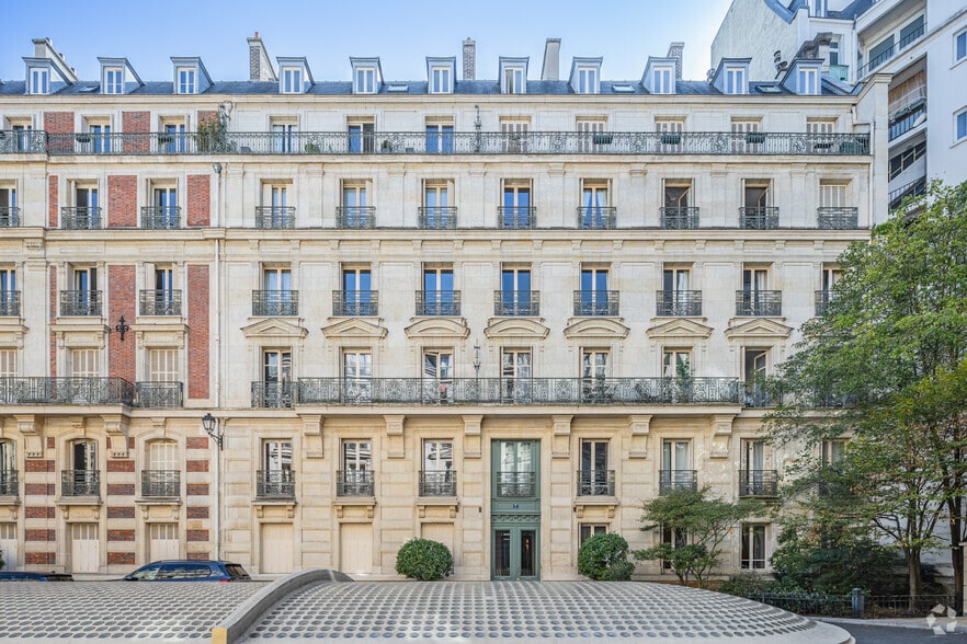 7 Square Du Roule, Paris for lease - Primary Photo - Image 1 of 11