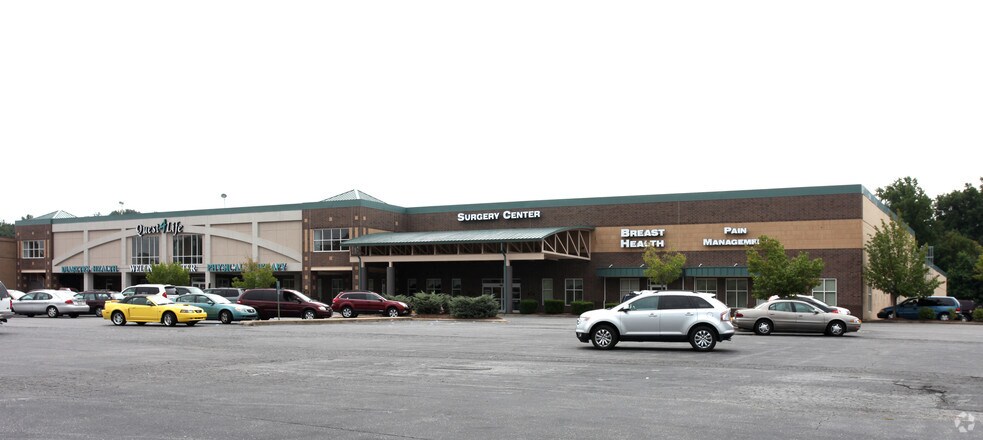 1031 Morganton Blvd SW, Lenoir, NC for sale - Primary Photo - Image 1 of 1