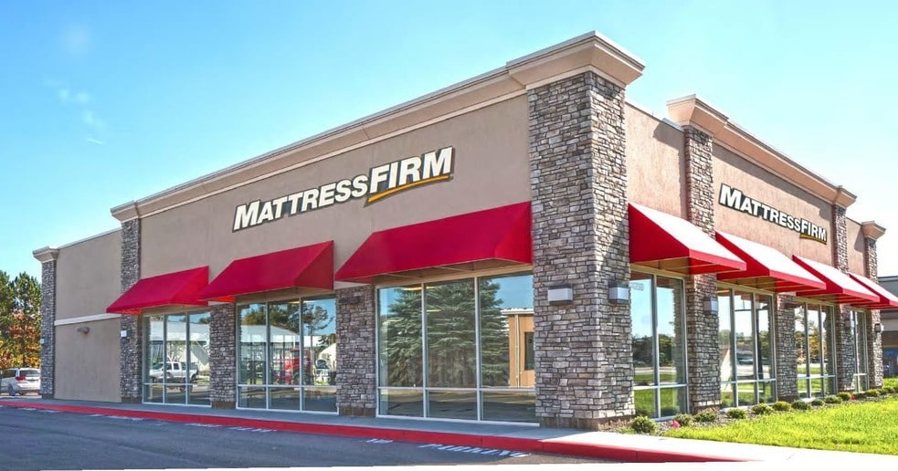 14230 Dellwood Dr, Baxter, MN for sale - Primary Photo - Image 1 of 8