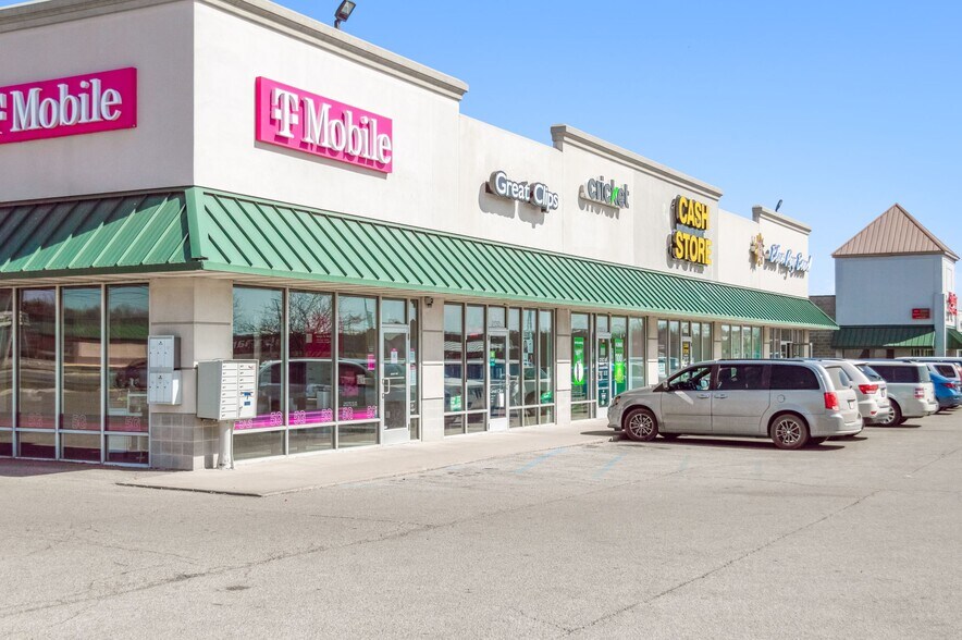 1500 S Centerville Rd, Sturgis, MI 49091 WalMart Plaza