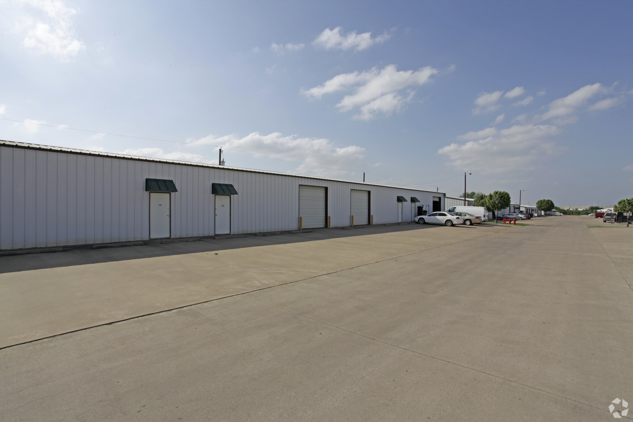 5051 David Strickland Rd, Fort Worth, TX for lease Primary Photo- Image 1 of 10