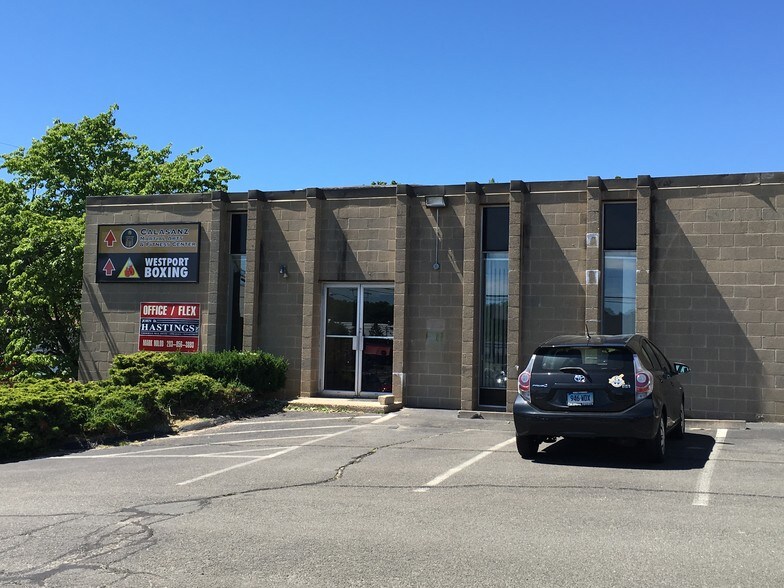 507 Westport Ave, Norwalk, CT for sale - Building Photo - Image 1 of 1