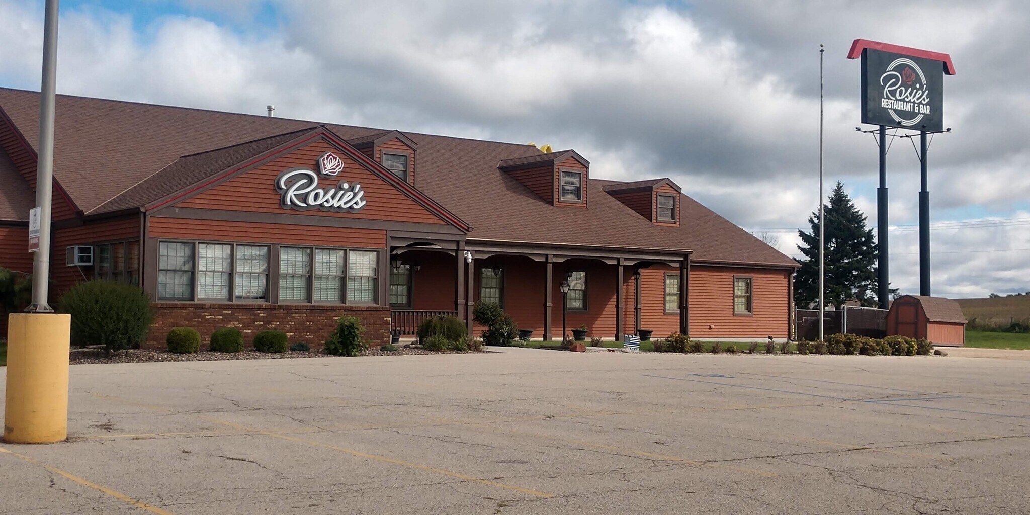 580 East Ave, Lomira, WI 53048