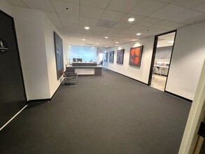 6420 Wilshire Blvd, Los Angeles, CA for lease Interior Photo- Image 1 of 16