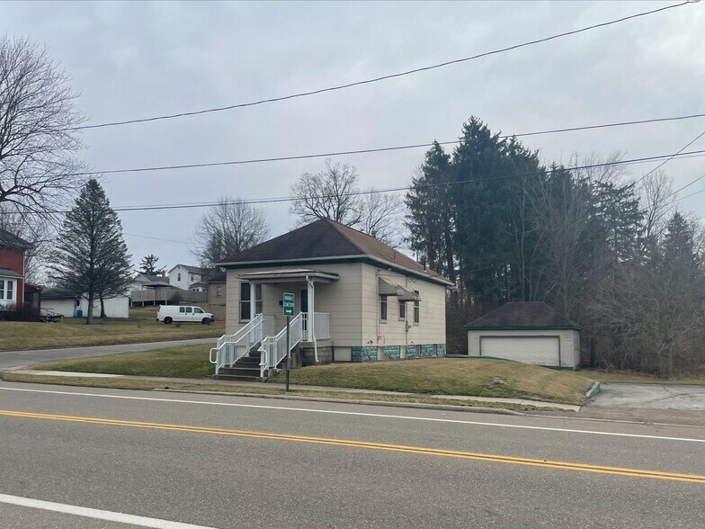 320 Columbia St, Leetonia, OH 44431 Office for Sale