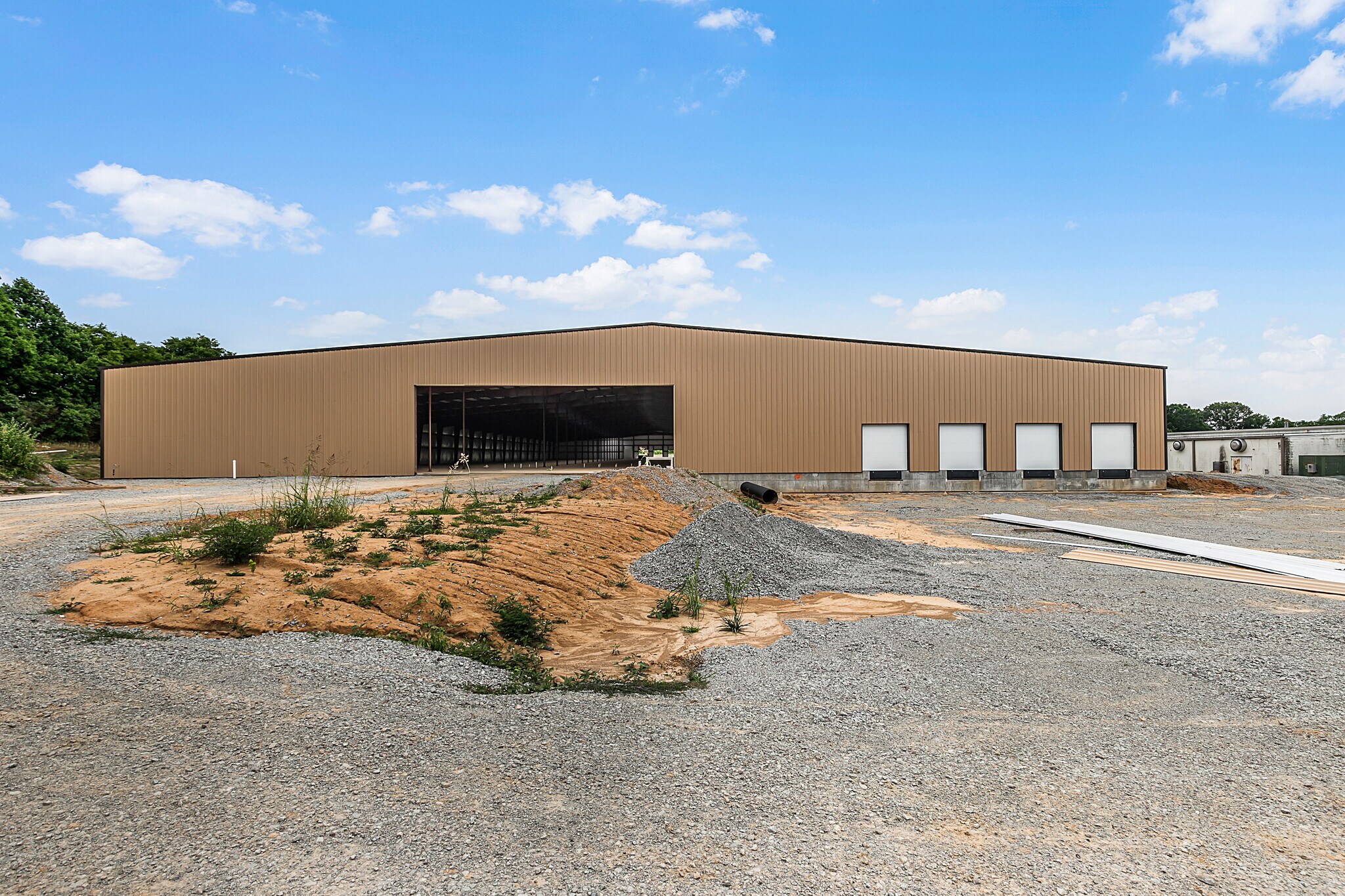 427 Rowland Mill Rd, Bruceton, TN for sale Primary Photo- Image 1 of 1