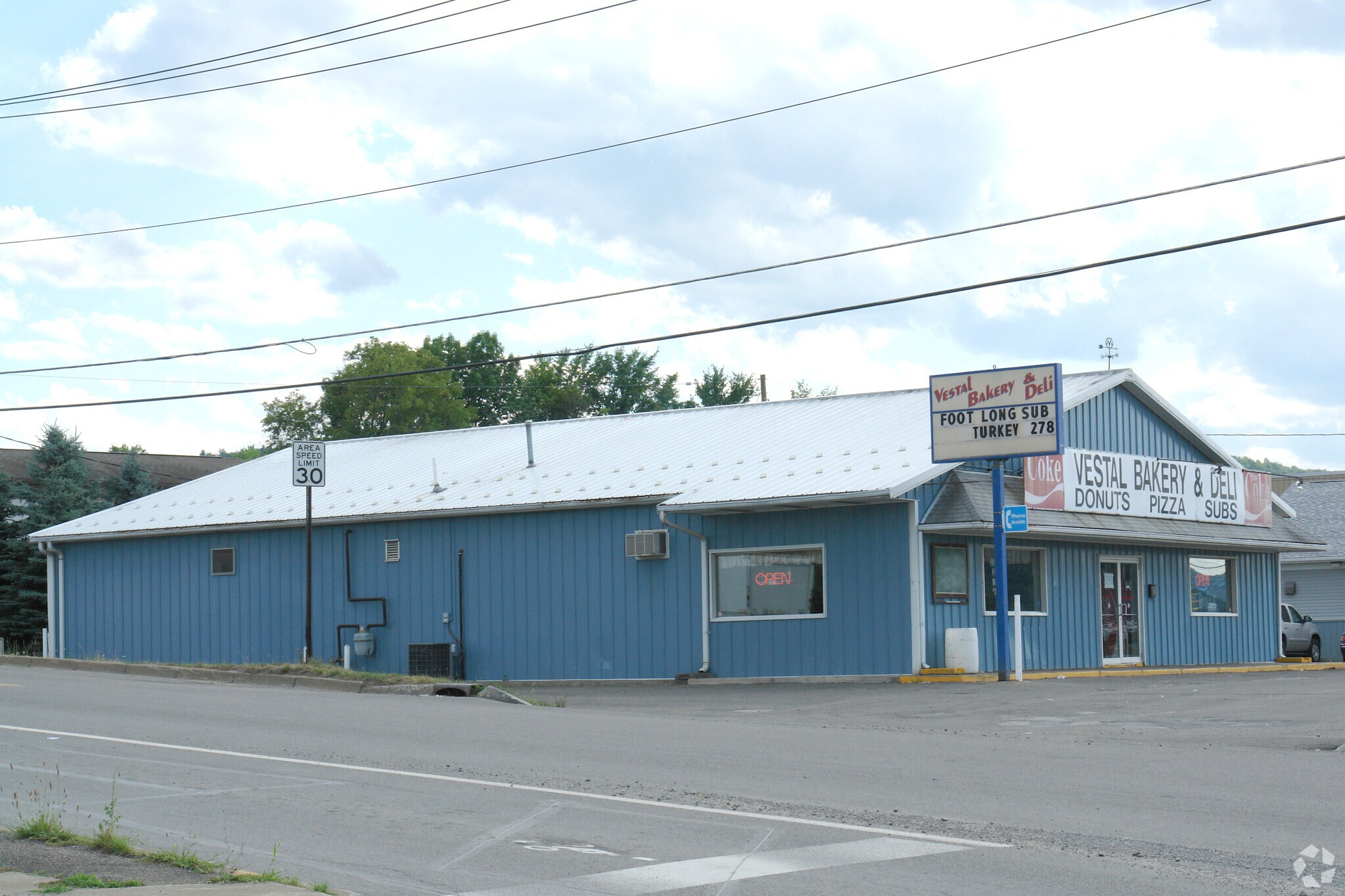 176 Vestal Pky E, Vestal Township, NY for sale Primary Photo- Image 1 of 3