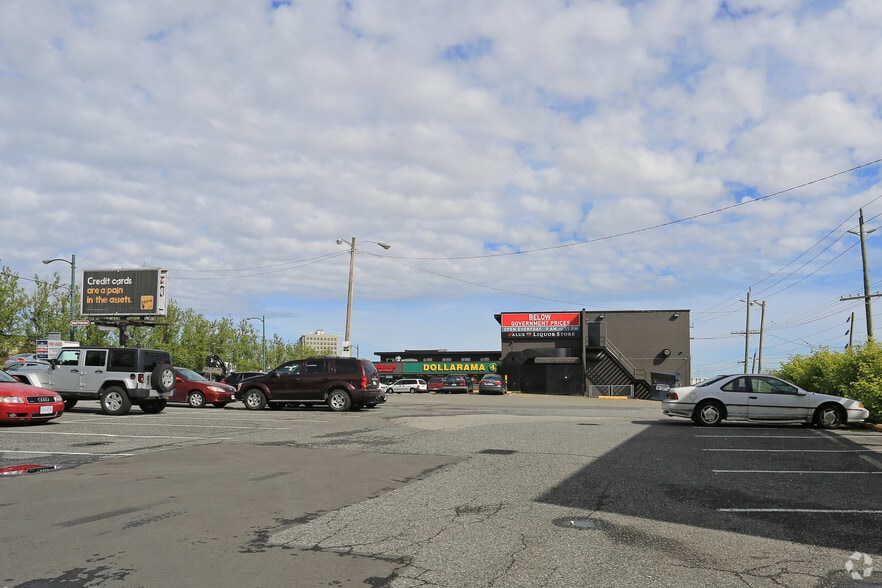 1468 Marine Dr SW, Vancouver, BC for lease - Building Photo - Image 2 of 2