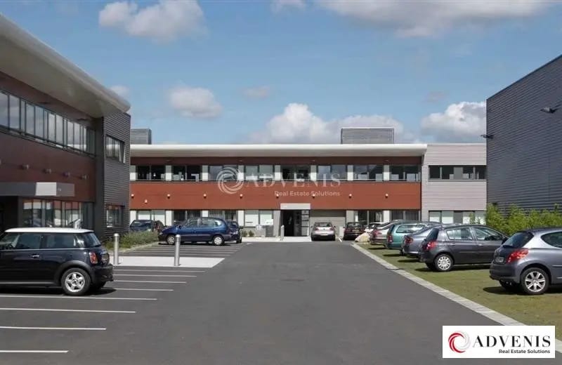 Office in Wambrechies for lease Building Photo- Image 1 of 11