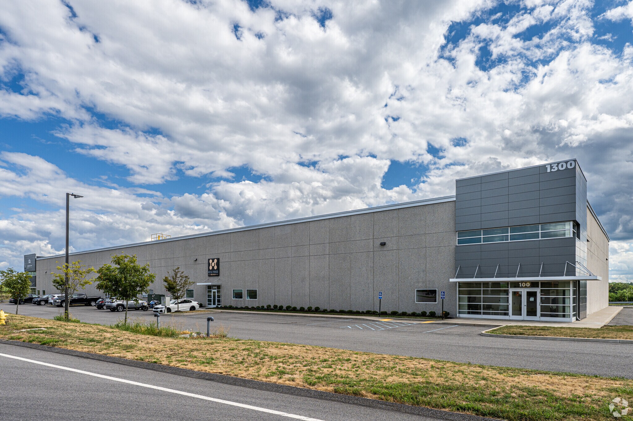 1300 Clinton Rd, Clinton, PA for sale Primary Photo- Image 1 of 1