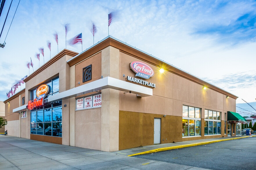 16320 Crossbay Blvd, Howard Beach, NY 11414