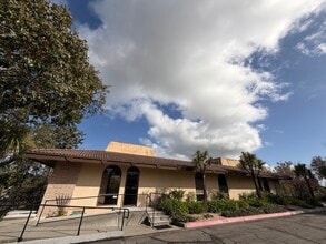 7064 Corline Ct, Sebastopol, CA for lease Interior Photo- Image 1 of 13