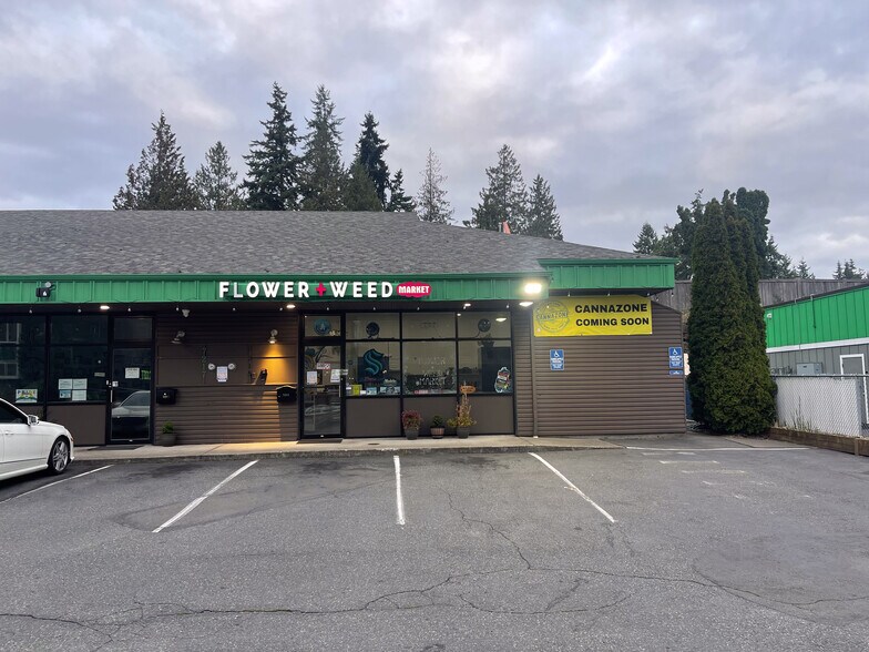 7215 212th St, Edmonds, WA for sale - Building Photo - Image 1 of 1