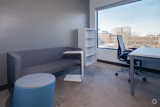 5113 S Harper Ave, Chicago, IL for lease Building Photo- Image 1 of 2